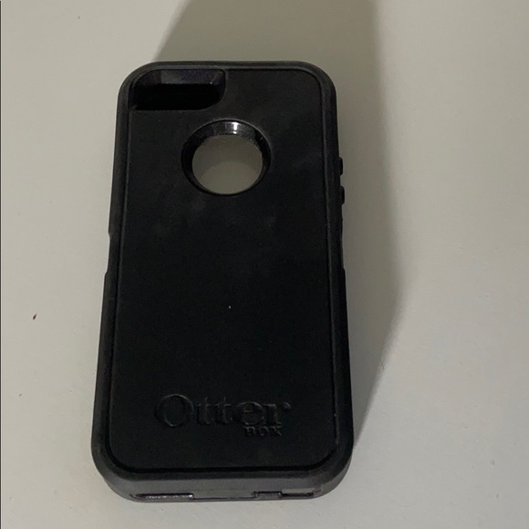 Black otter box iPhone 5S phone case - Picture 1 of 3